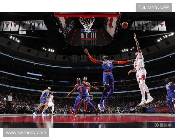 1992年公牛队与尼克斯队经典对决回顾及其对NBA历史的影响分析